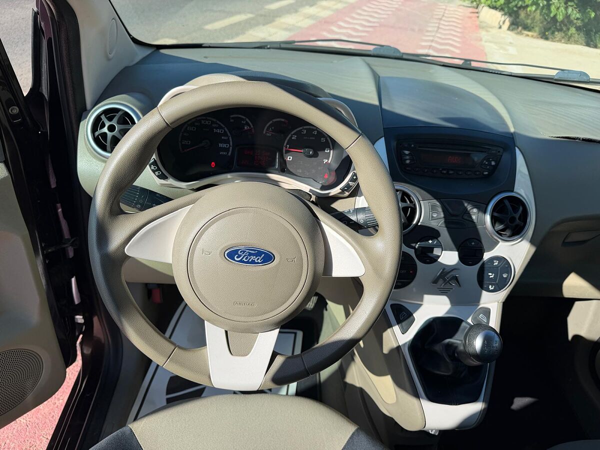 FORD KA TITANIUM 1.2 PETROL SPANISH LHD IN SPAIN ONLY 51000 MILES SUPER 2009